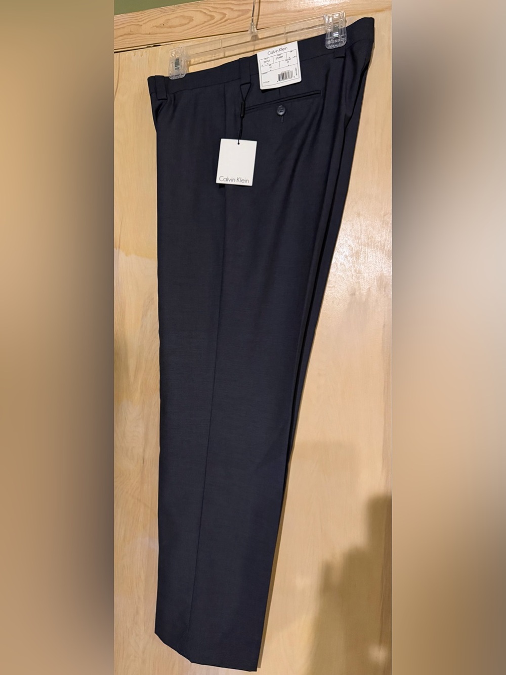 Men’s NWT Calvin Klein dress slacks pants trousers. W33- L30